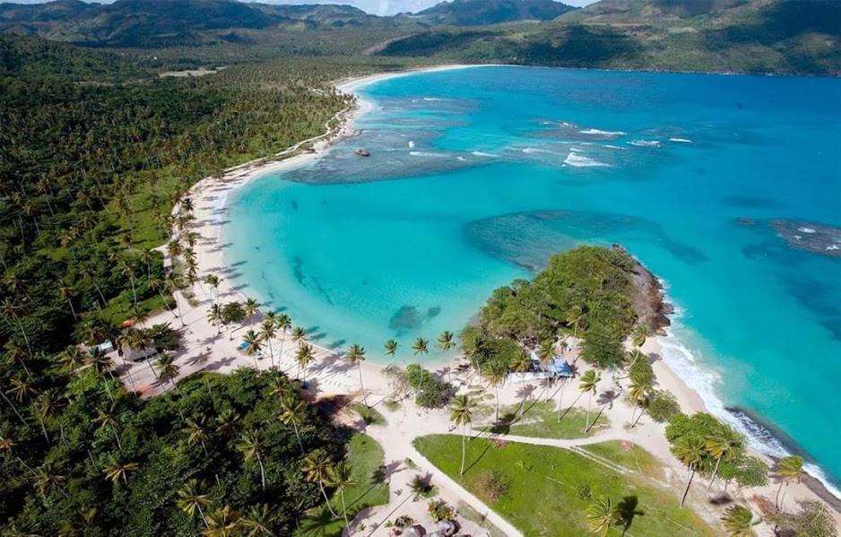 Hostel La Ballena Backpacker Las Galeras Exteriör bild